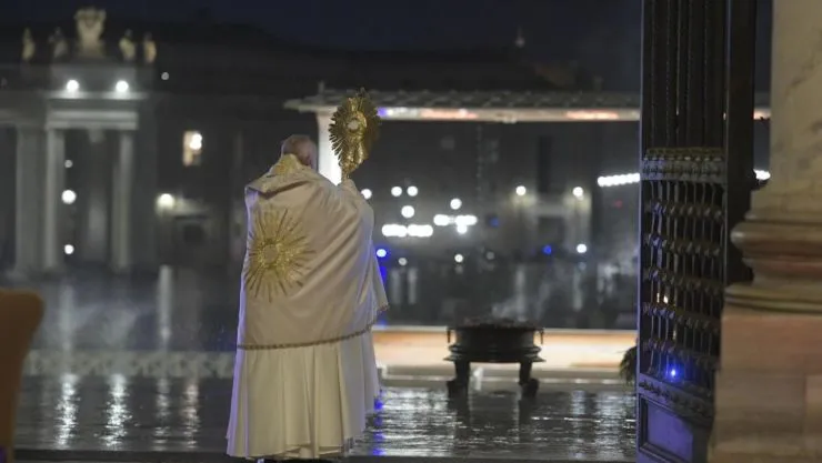 Pope's special Urbi et Orbi blessing: 'God turns everything to our ...
